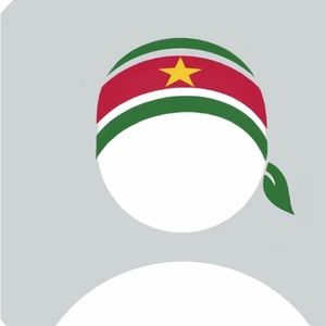 Meet your Posher, Lilou